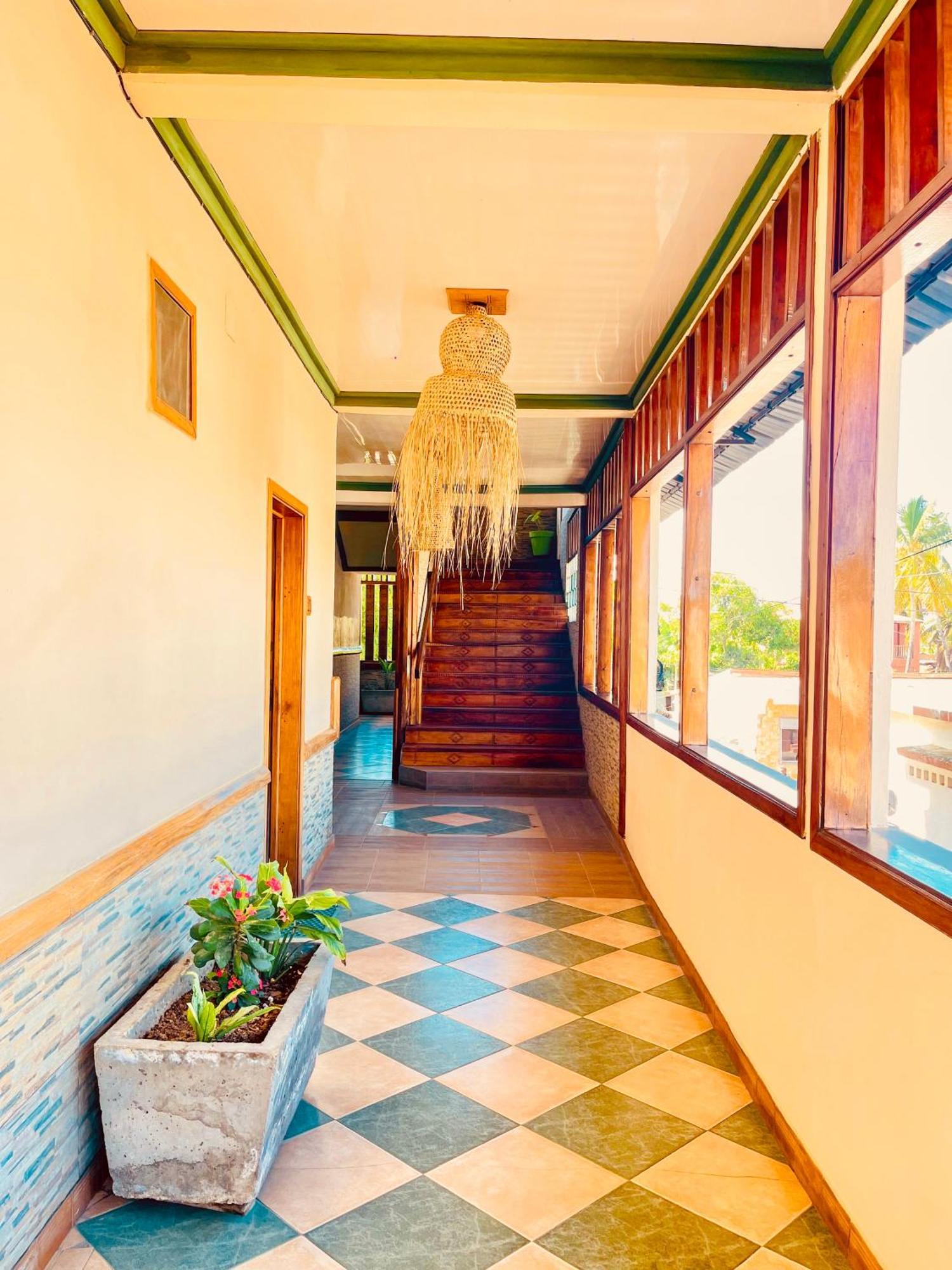 Le Nouvel Eden Otel Toliara Dış mekan fotoğraf