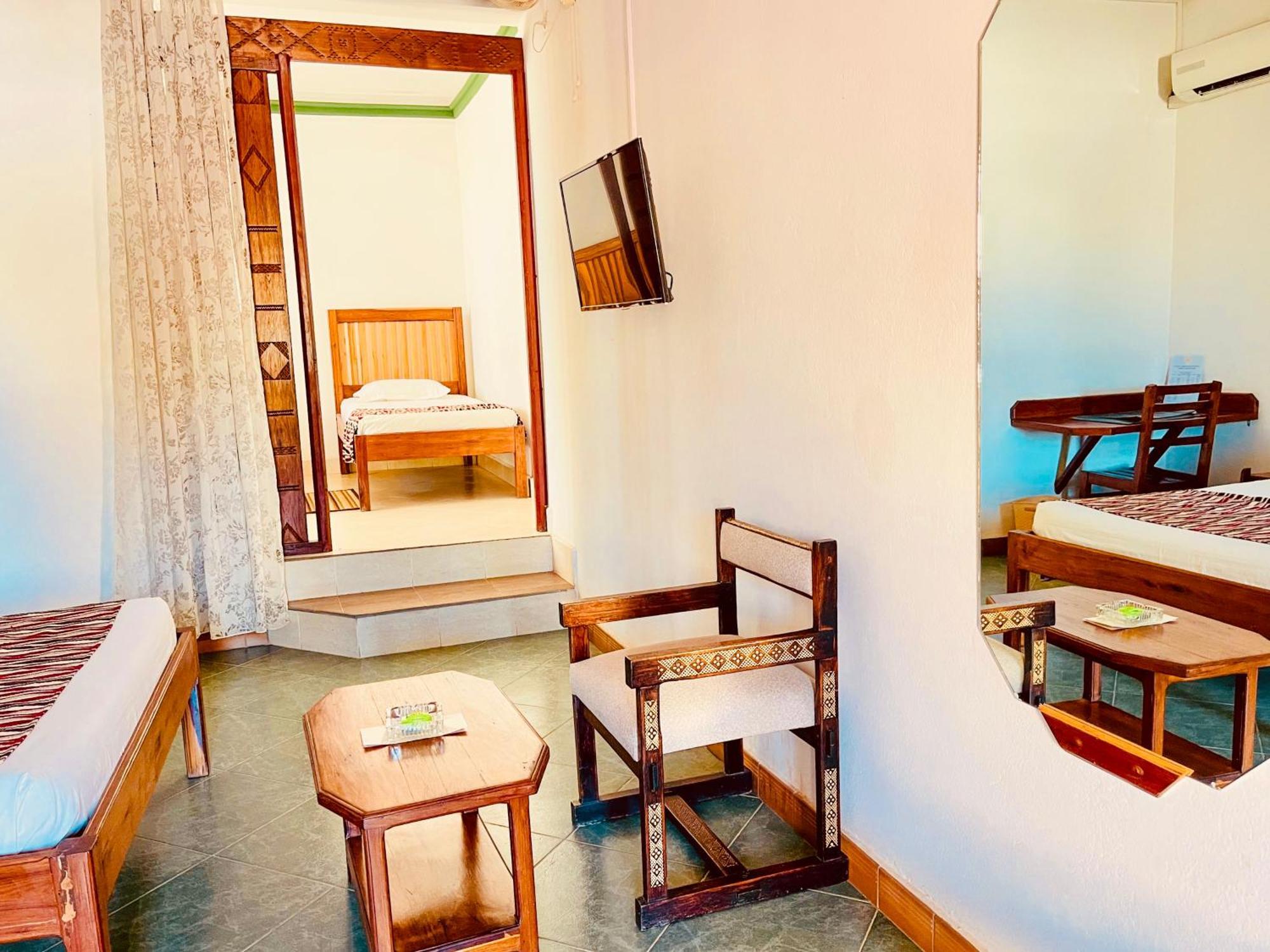 Le Nouvel Eden Otel Toliara Dış mekan fotoğraf